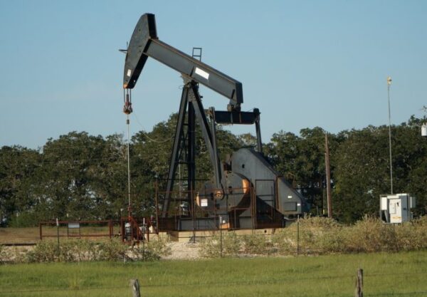 Uma bomba hidráulica para Exploração terrestre de petróleo