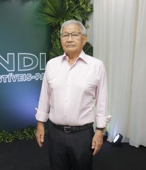 TADASHI SHIHOMATSU.JPG